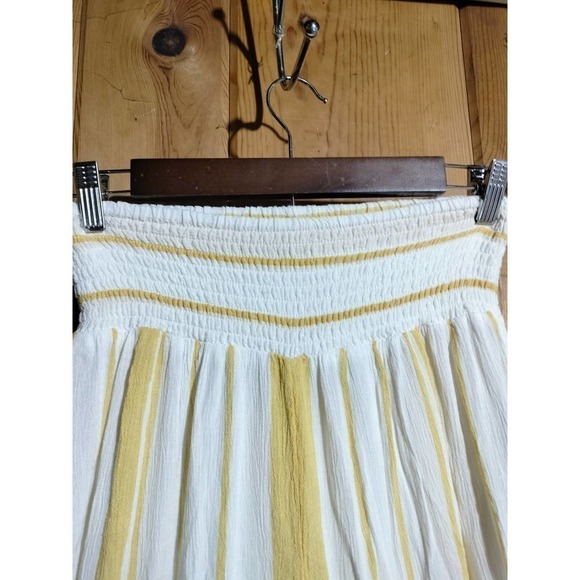 Billabong All Lined Up crop pants from The Buckle yellow white woman size Large - Picture 3 of 11
